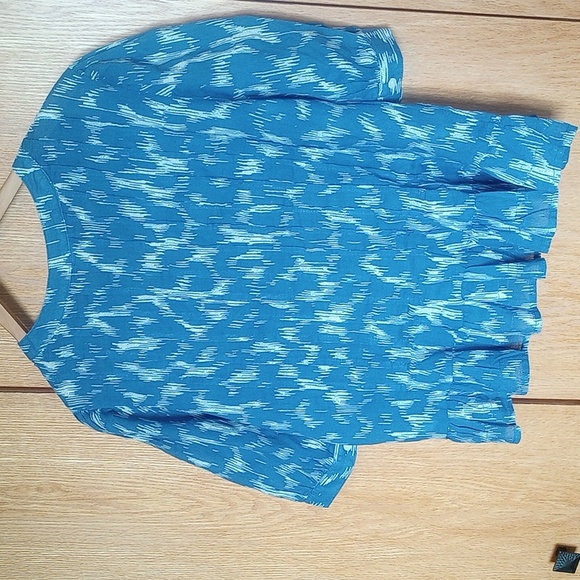 NWT Blue Patterned Blouse - Picture 7 of 10